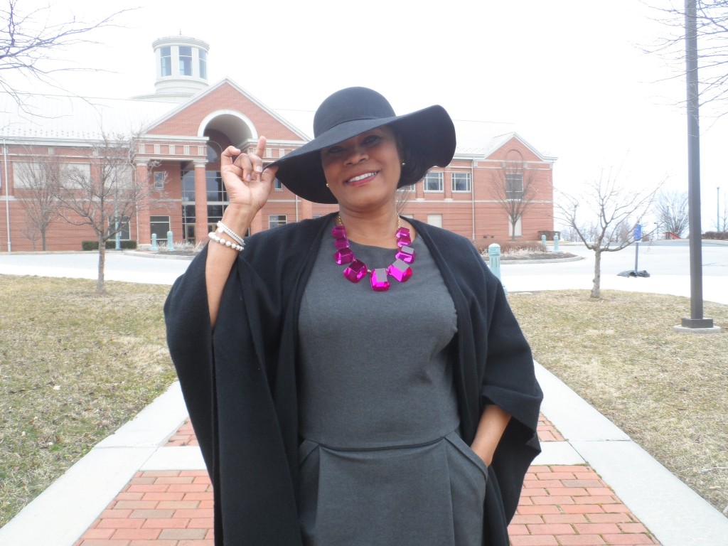 How-to-wear-a-cape-floppy-hat-kate-spade-jumbo-jewels-necklace-the-age-of-grace-3
