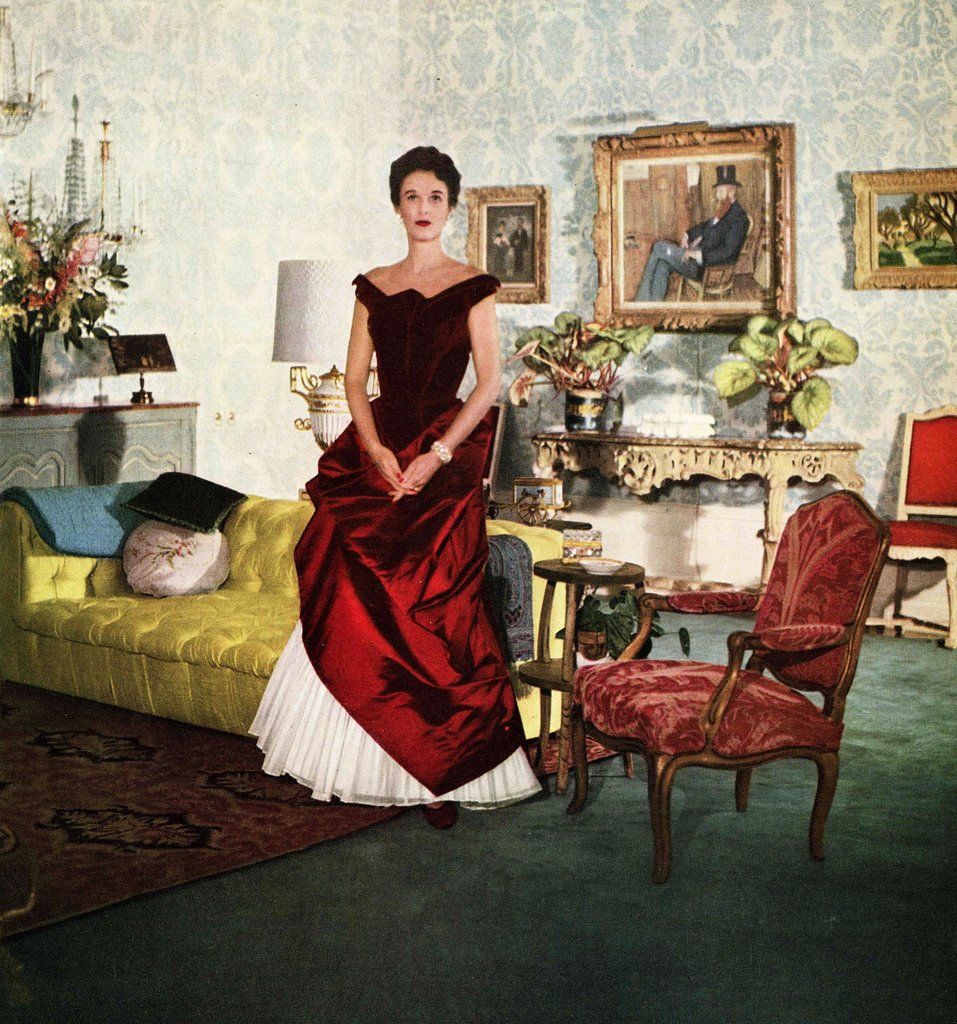 1950 photo of Mrs. William S. (Babe) Paley at her home, Kiluna Farm in North Hills, Long Island, New York. Detail of photo by John Rawlings.