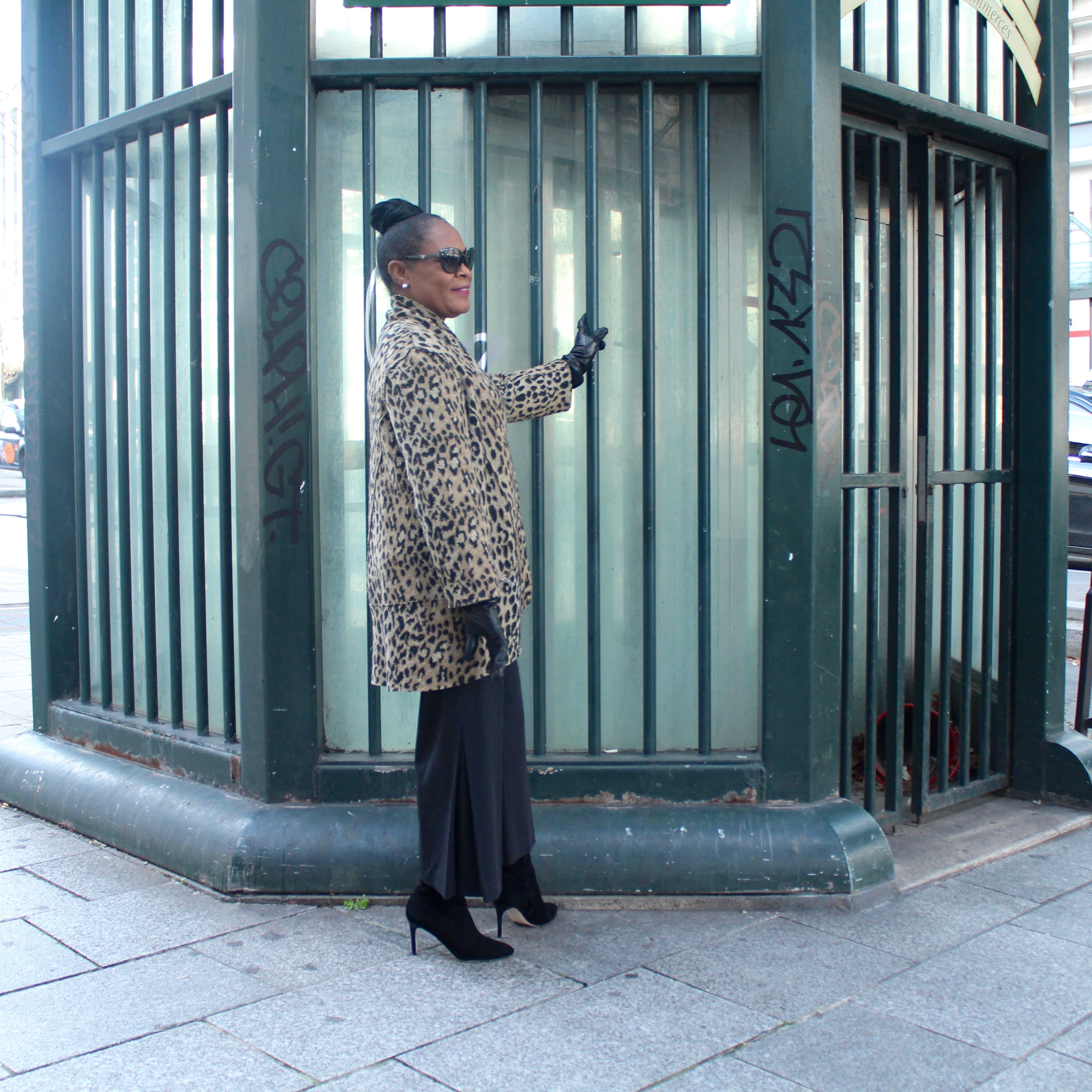 Metrostyle Purrfect Leopard Sweater