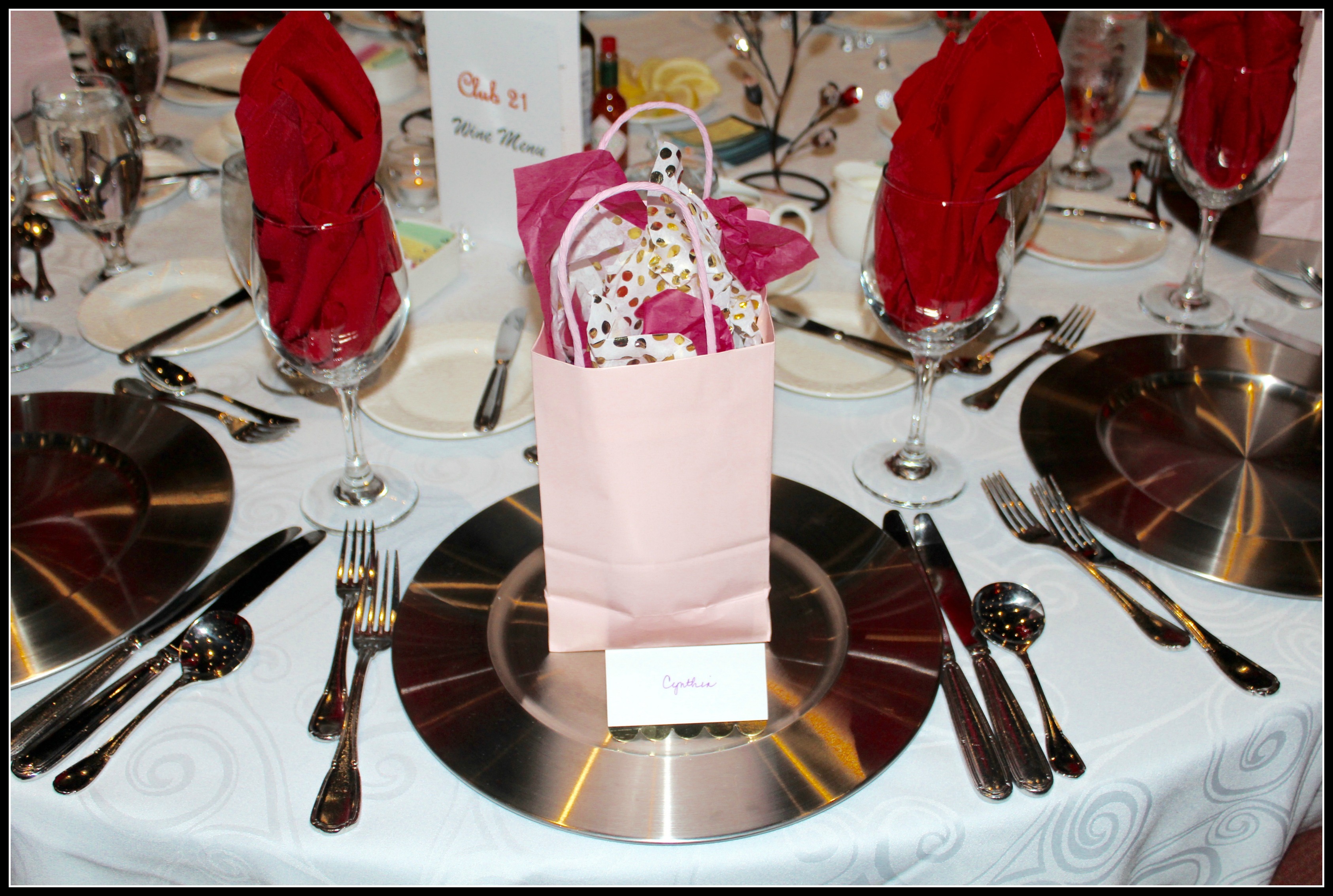 DInner Setting; Tablescape; 2017 Club 21 Dinner Dance