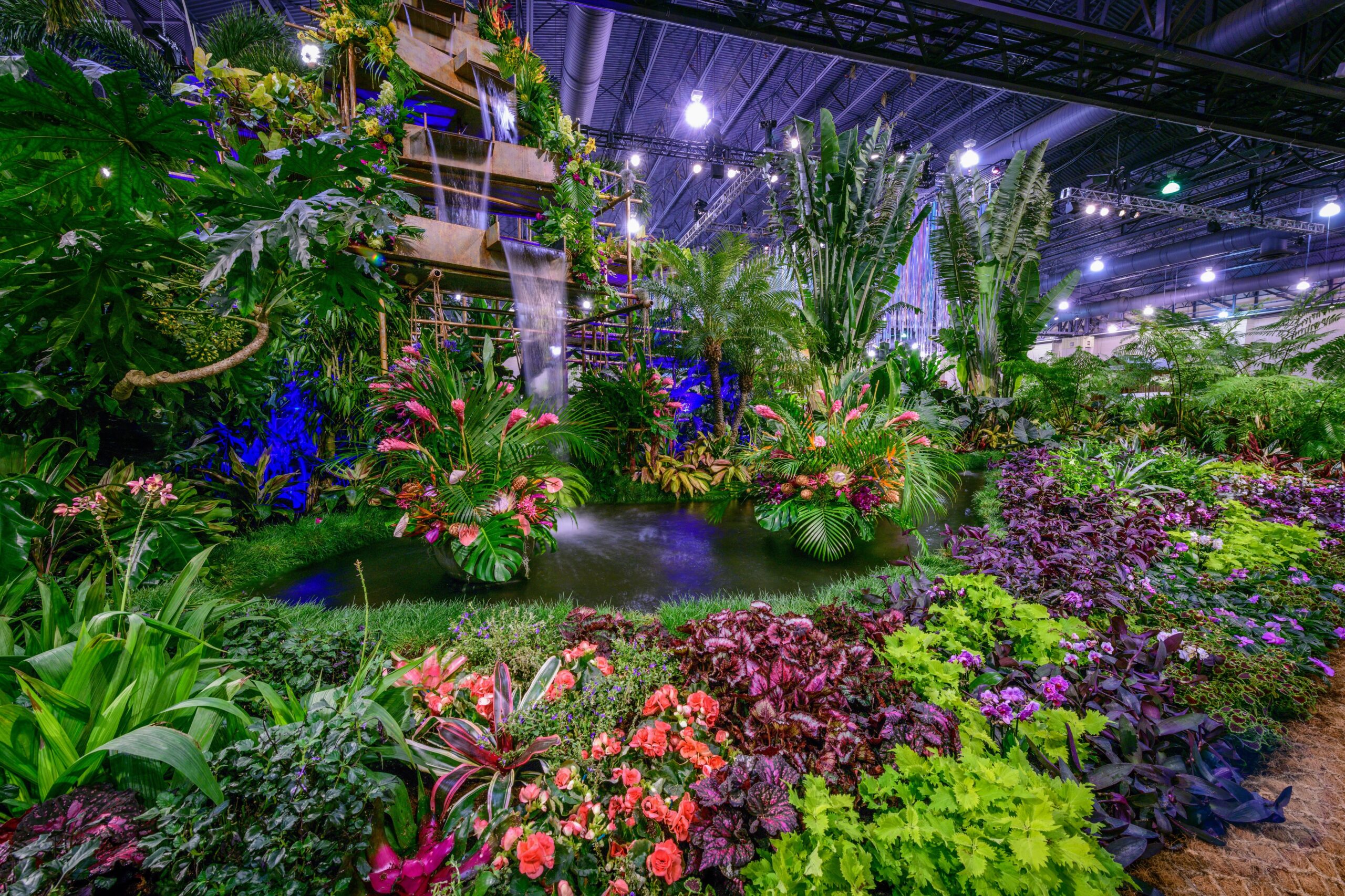 25-foot Waterfall Inspired by the rainforest.  Image credit Rob Cardillo