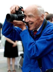 Online photo of "On The Streets" NYC Street Photographer Bill Cunningham