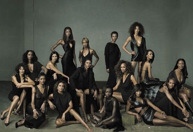 2001 Annie Leibovitz Vanity Fair Women in Black Supermodel Photo