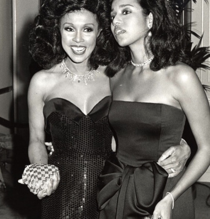 Suzanne Kay with her mother Diahann Carroll