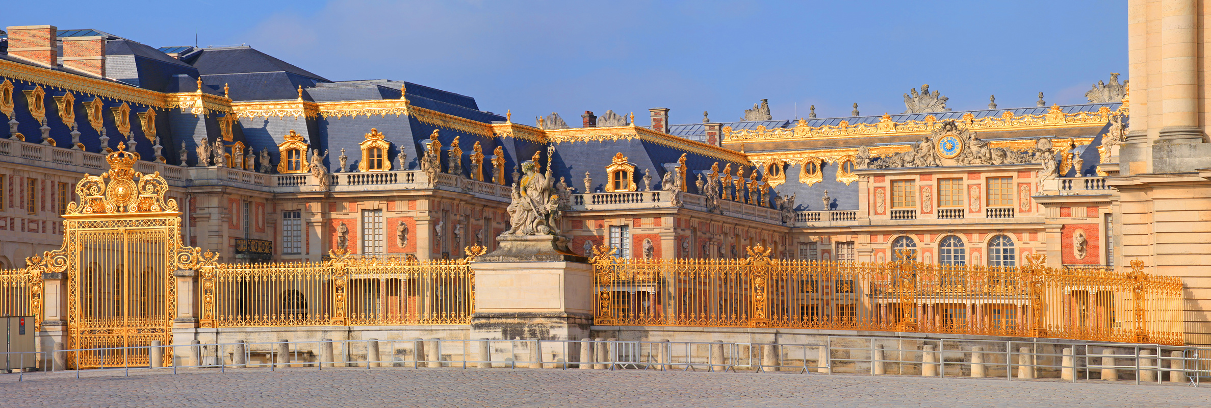Palace of Versailles (front)