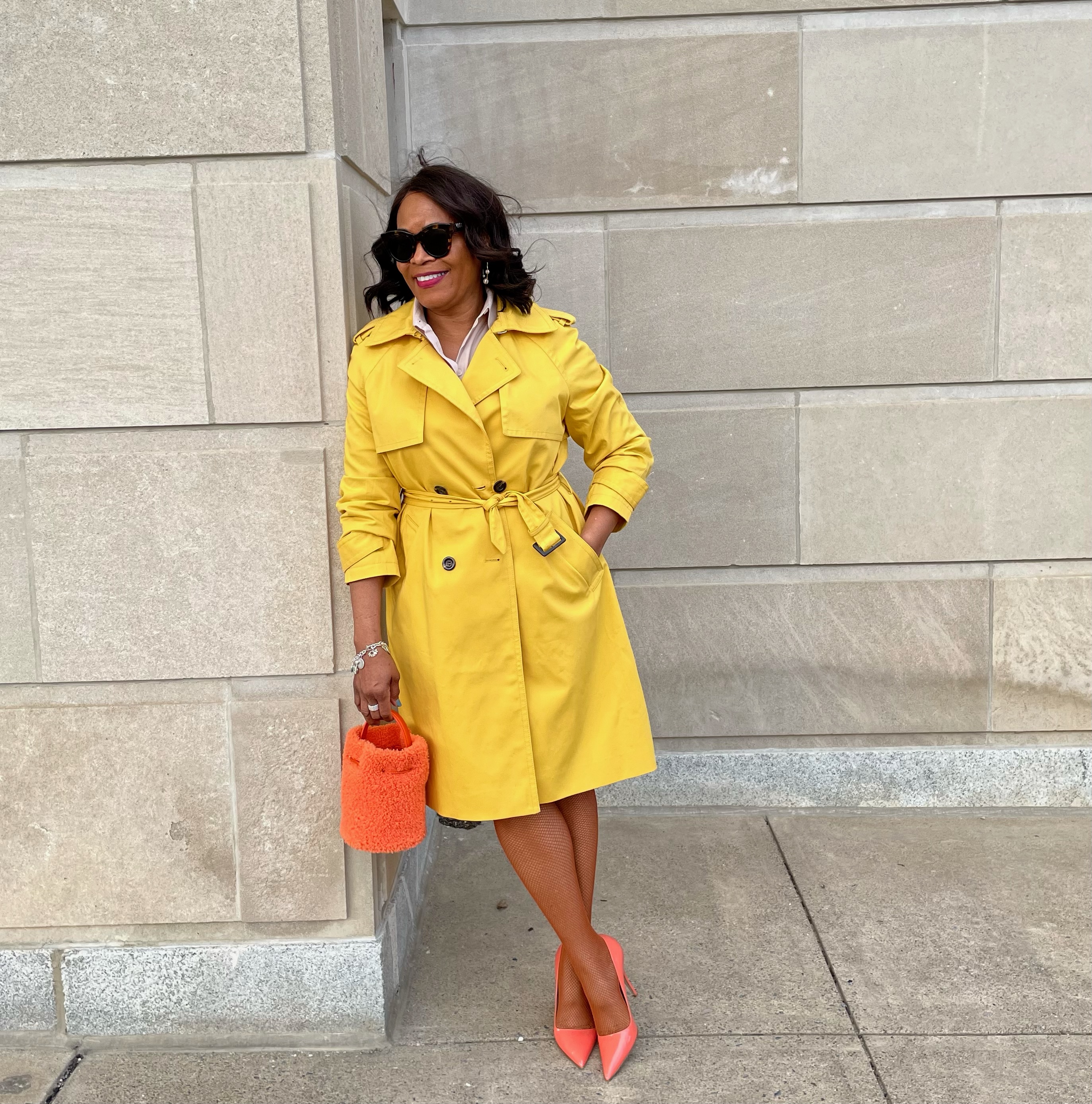 2021 Ann Taylor Classic Yellow Trench
