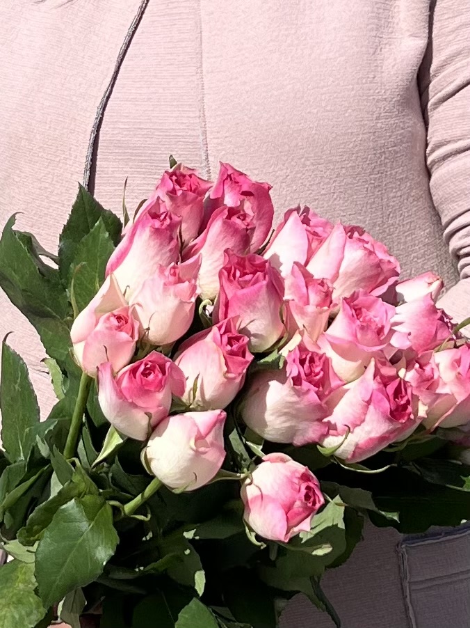 Costco Fresh Blooms, "Pink Roses" for Breast Cancer Awareness