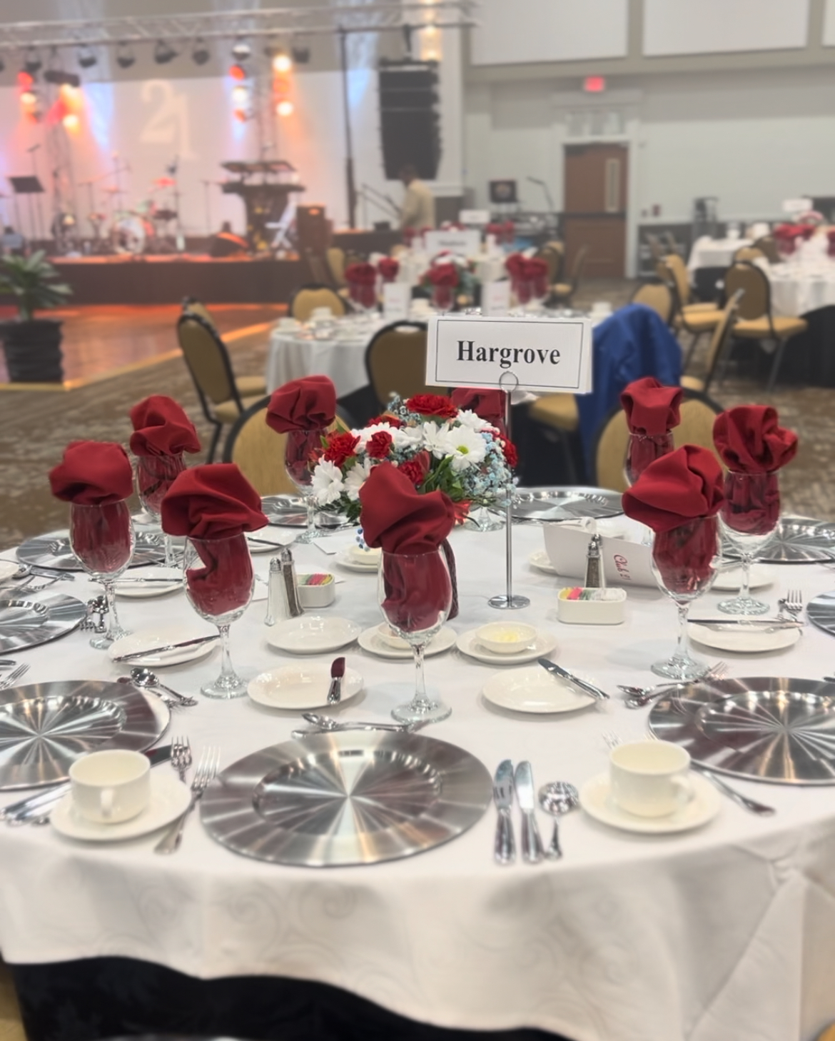 Club 21 tablescape