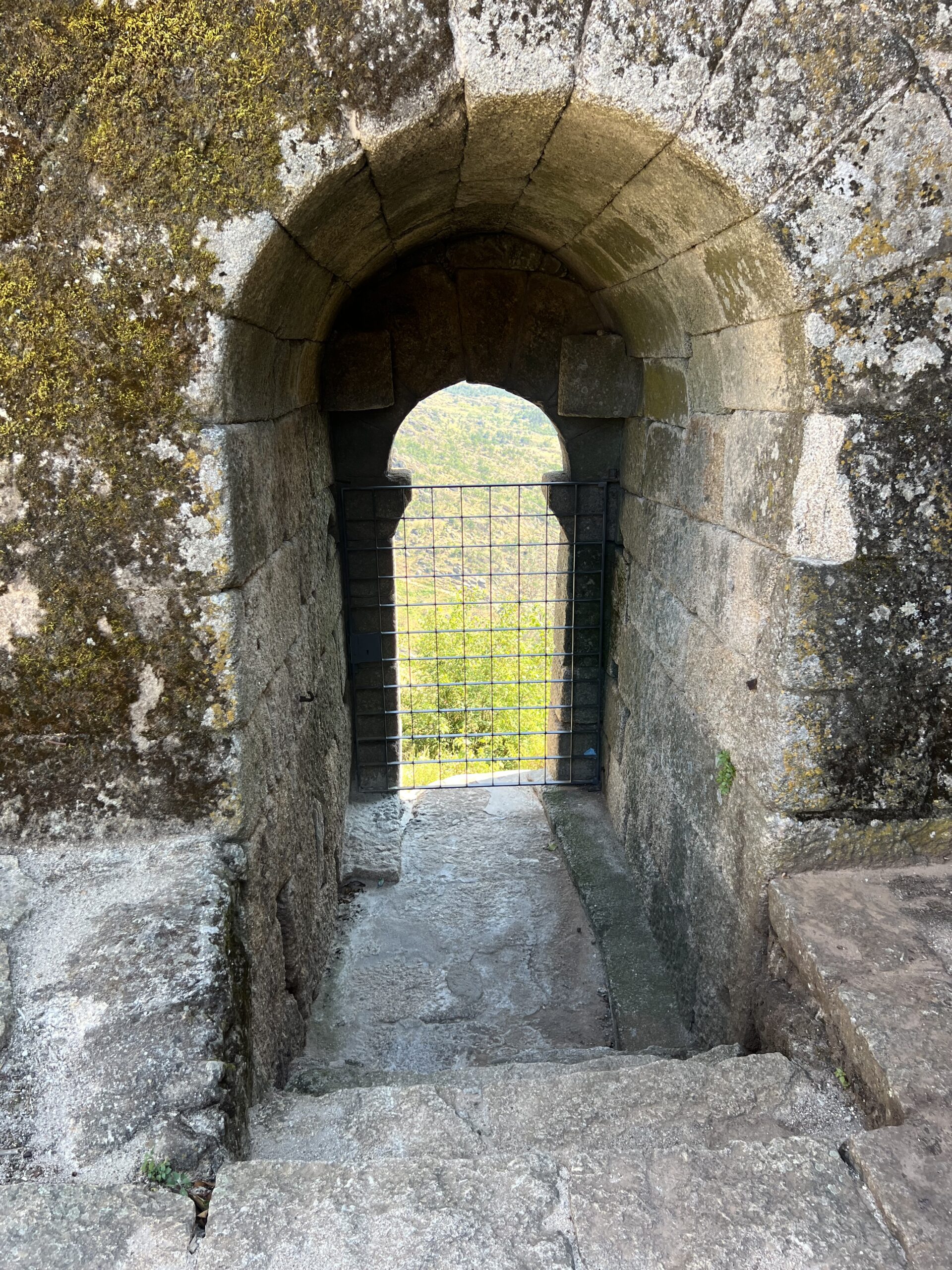 example of Romanesque architecture at the Sortelha Castle